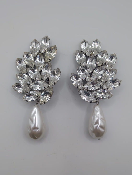 Thelma Deutsch Jewelry - Thelma Deutsch Navette Statement Earrings With A Drop Faux Pearl Clip On Vintage